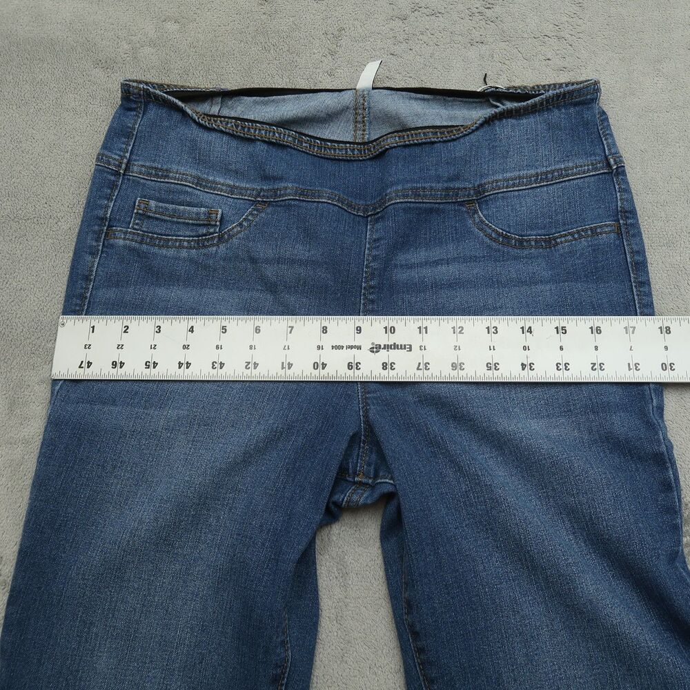 Sofia By: Sofia Vergara Jeans Women's Size 12 High-Rise Melisa Flare 34" Inseam - Picture 6 of 16